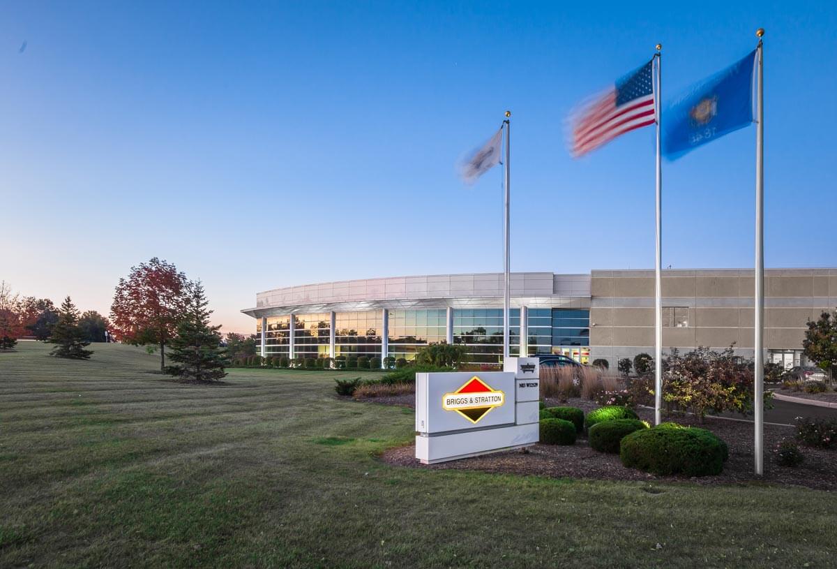 Briggs and Stratton Corporate Office – Entry
