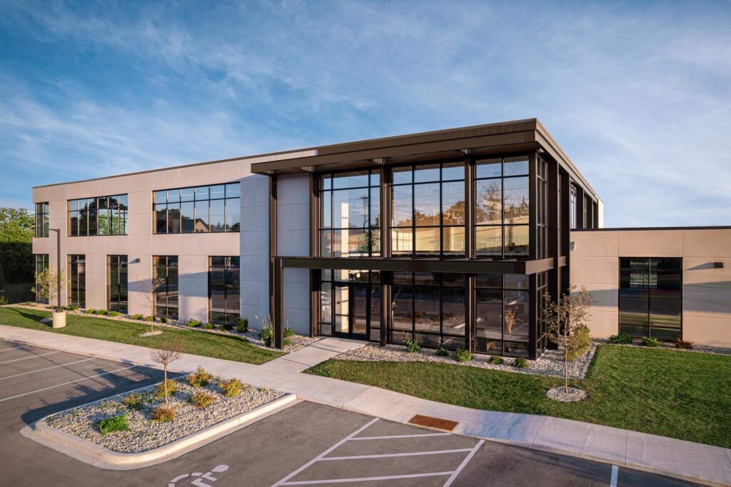 Mehta Multi-Tenant Office/Warehouse – industrial office design